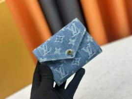 Picture of Louis Vuitton Wallets _SKUfw208747893fw